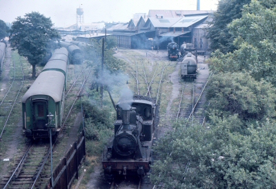 {short description of image}